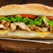Panini e baguette gustosi e preparati con prodotti di prima scelta!